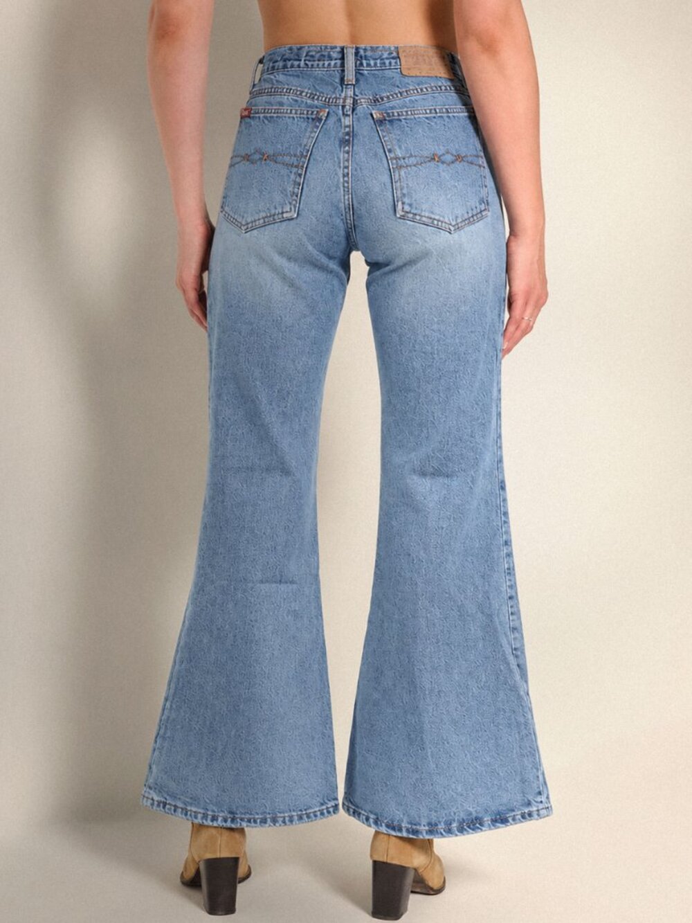 VTG 90s Mudd Jeans Flared Leg Button Fly Size 9 Y2K Light Wash Denim Beat Gen